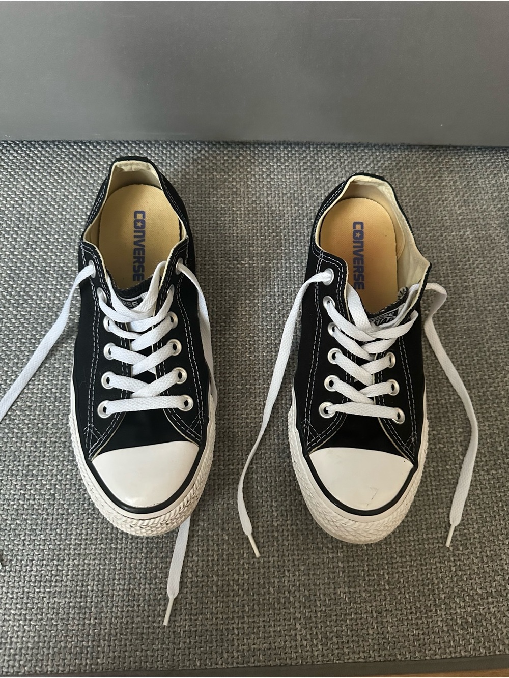 Women’s Low Top Converse